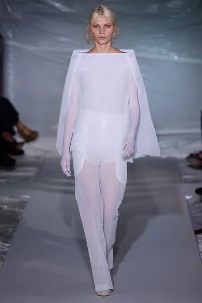 Look 33